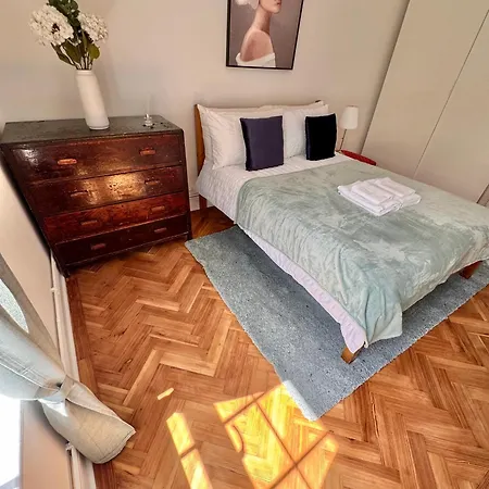 Victorian Amazing Three Bedroom Лондон Экстерьер фото