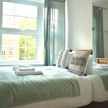 Victorian Amazing Three Bedroom Лондон Экстерьер фото