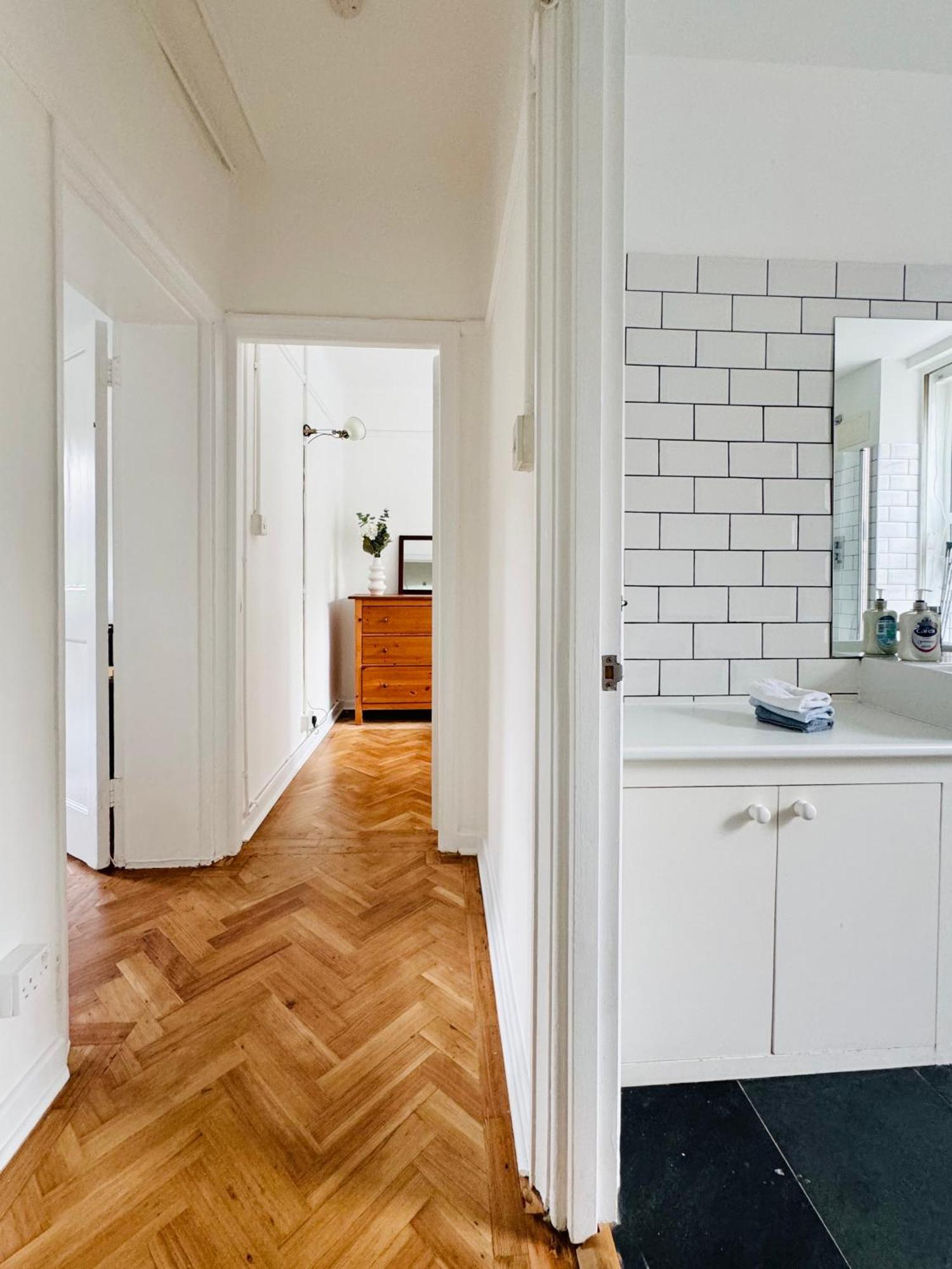 Victorian Amazing Three Bedroom Апартаменты Лондон